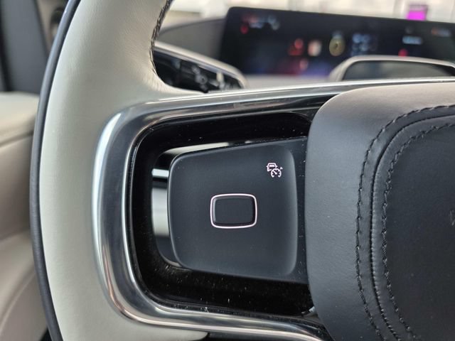 Used 2025 Lincoln Navigator Reserve AWD/4WD image 14