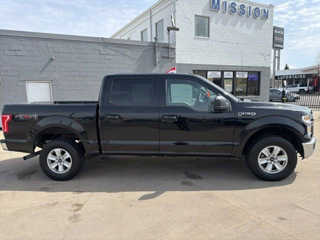 Used 2017 Ford F150 XLT AWD/4WD image 3