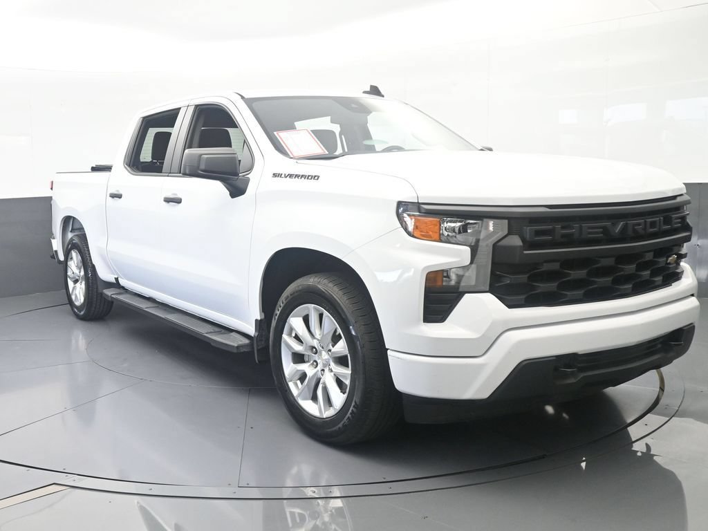 Used 2024 Chevrolet Silverado 1500 Custom RWD image 9