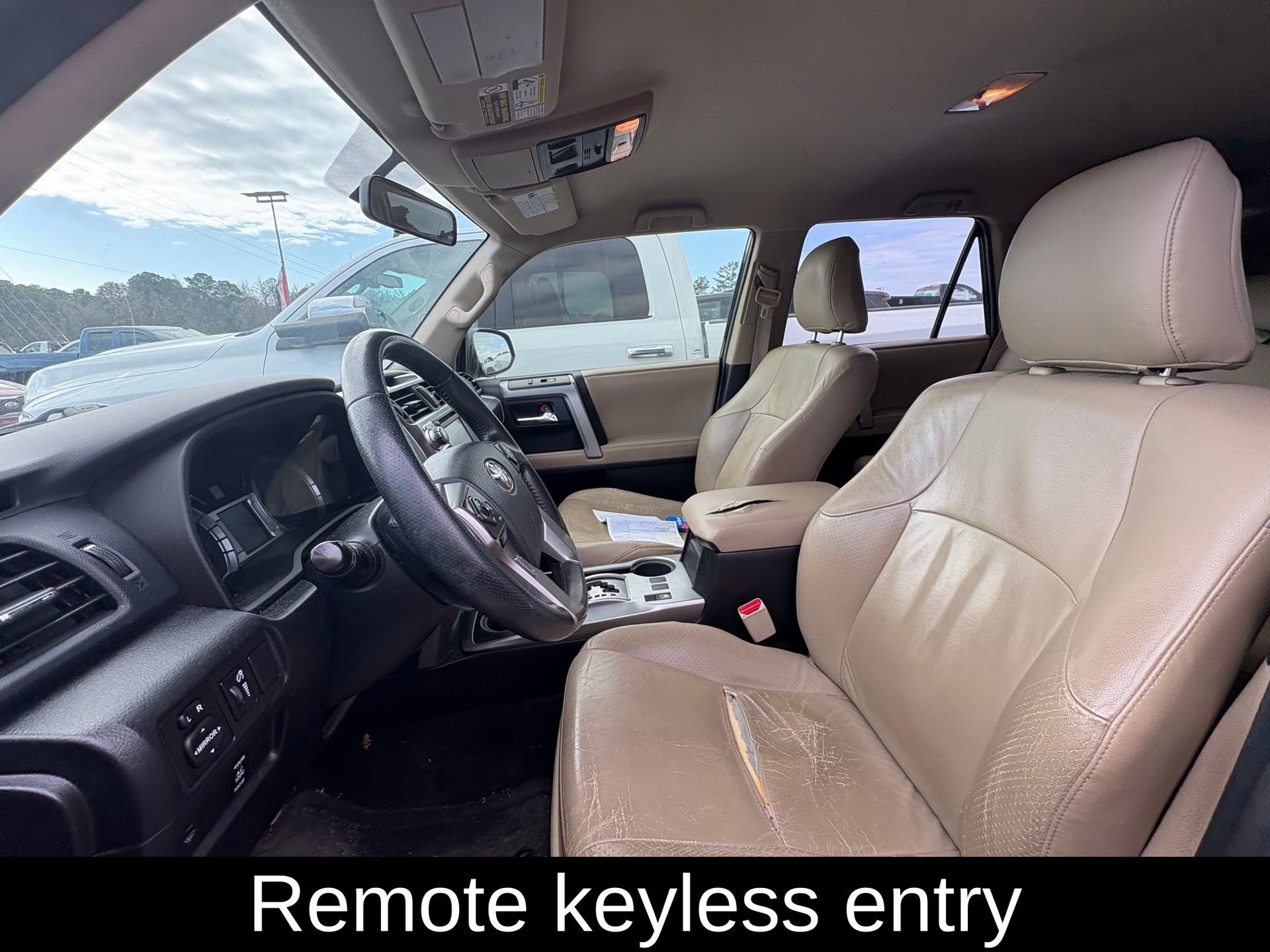 Used 2014 Toyota 4Runner SR5 image 2