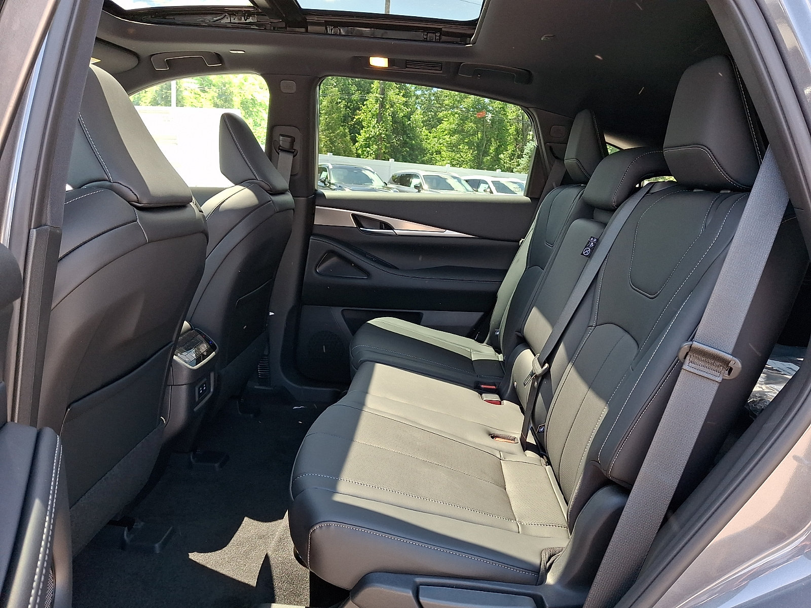 New 2027 INFINITI QX65 Luxe AWD/4WD image 6