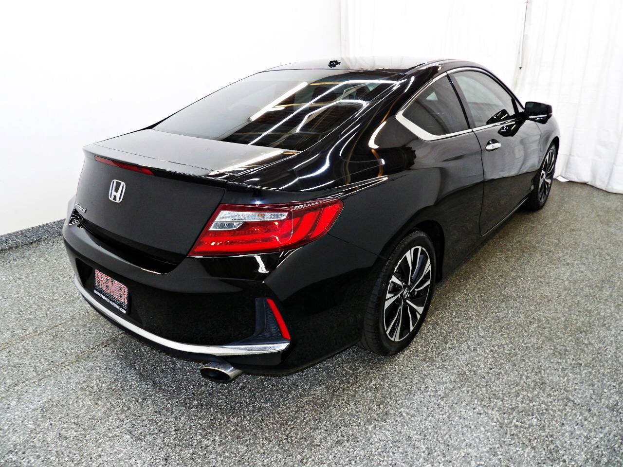 Used 2016 Honda Accord EX image 6