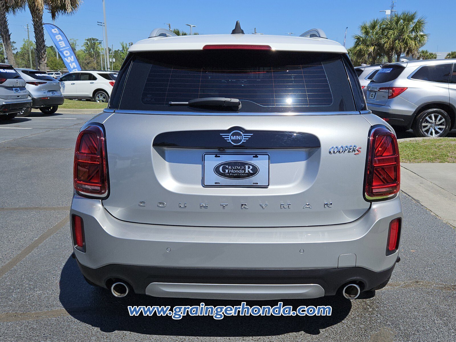 Used 2024 MINI Cooper Countryman S w/ Signature Upholstery Package image 4