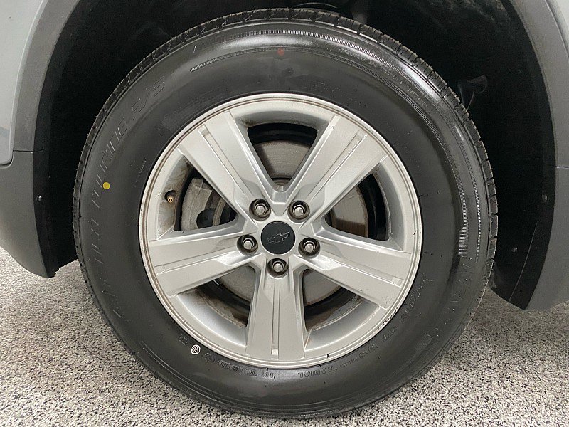Used 2019 Chevrolet Trax LT w/ LT Convenience Package AWD/4WD image 23