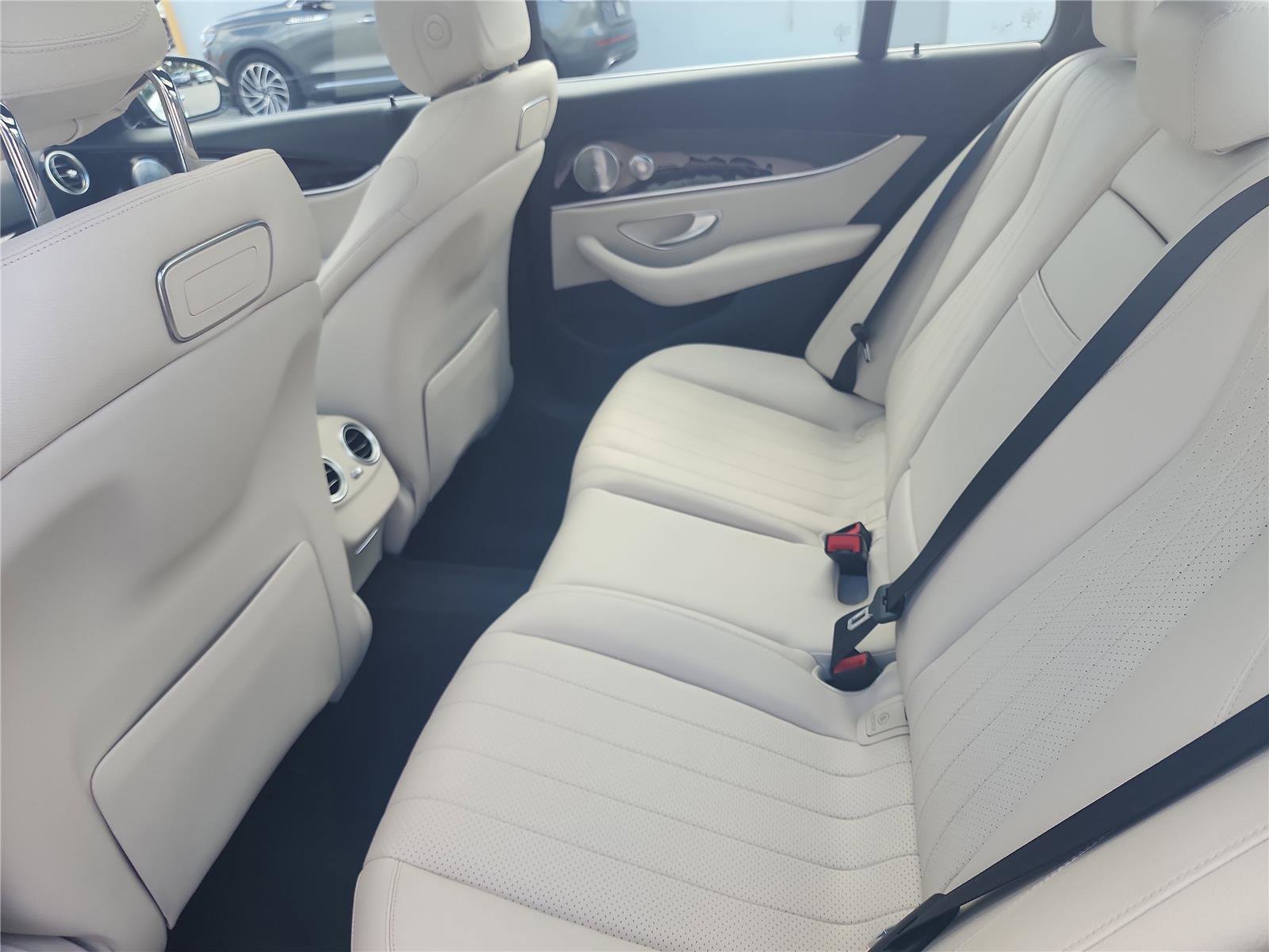 Used 2019 Mercedes-Benz E 300 image 21