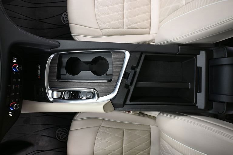 Used 2022 Buick Enclave Avenir w/ Avenir Technology Package image 40