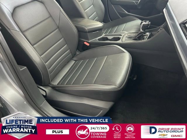 Used 2024 Volkswagen Jetta SE FWD image 24