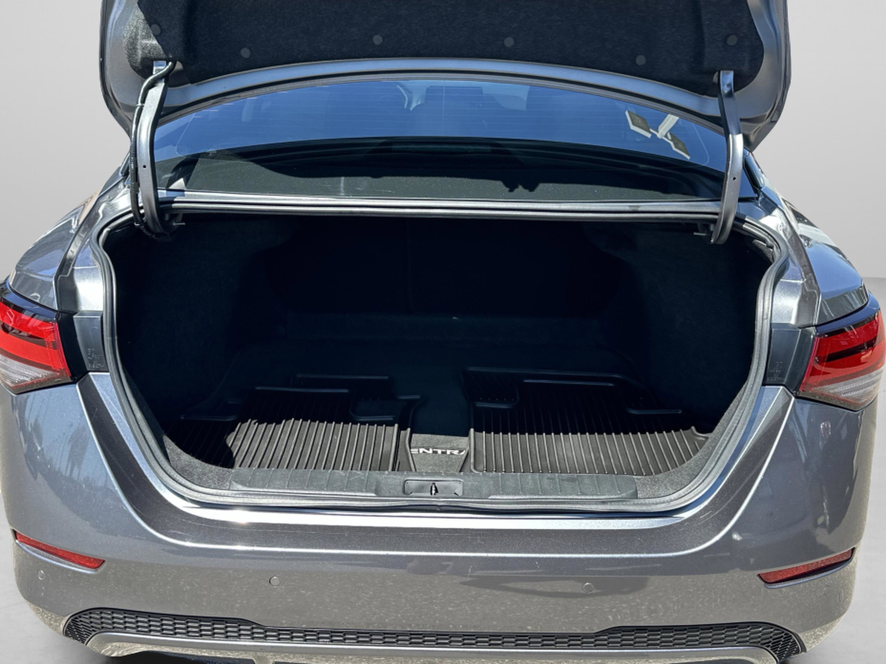Certified 2025 Nissan Sentra S FWD image 11