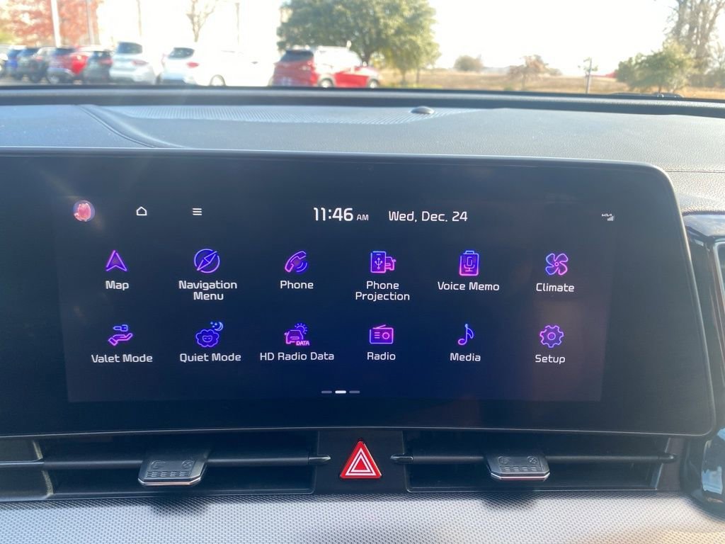 Used 2024 Kia Sportage SX image 23