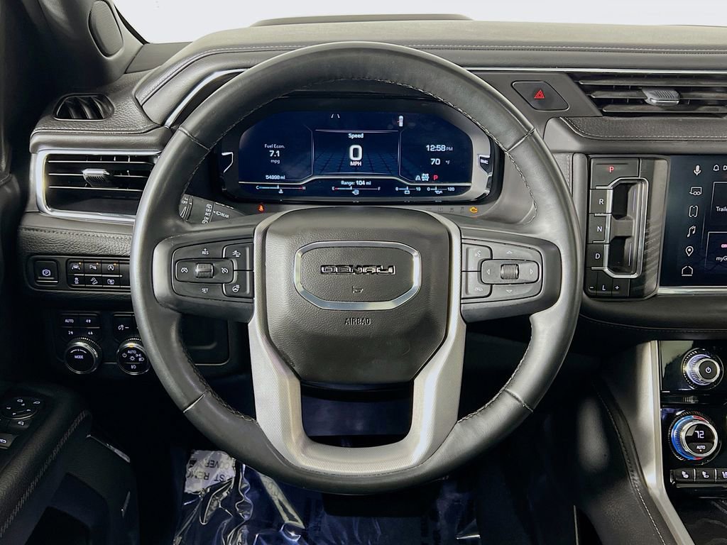 Used 2023 GMC Yukon Denali image 11