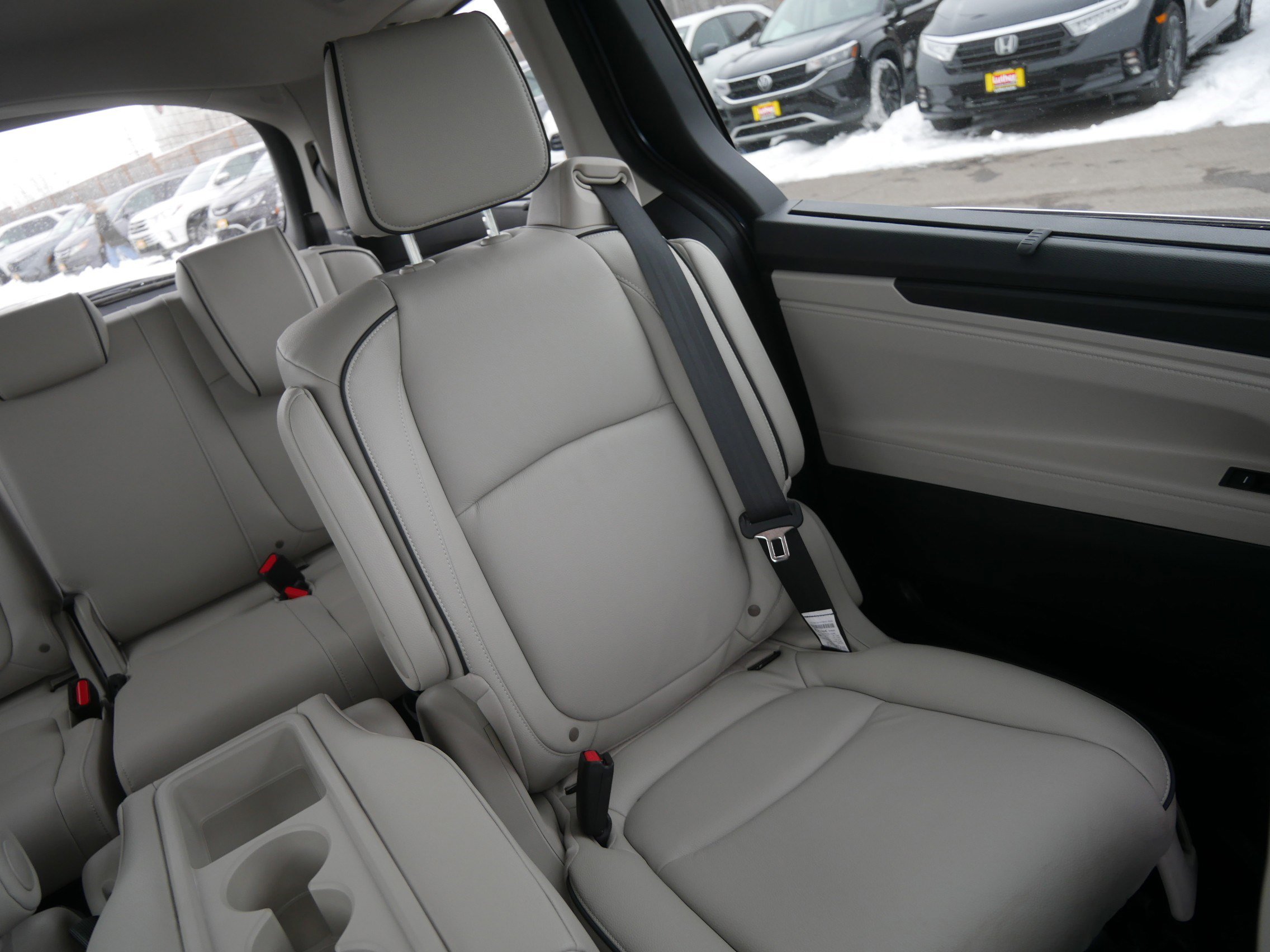 Certified 2026 Honda Odyssey Touring image 14