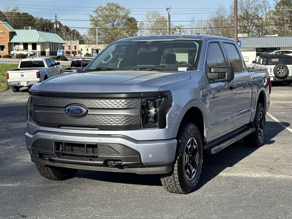 Used 2022 Ford F150 Lightning XLT w/ Max Trailer Tow Package image 3