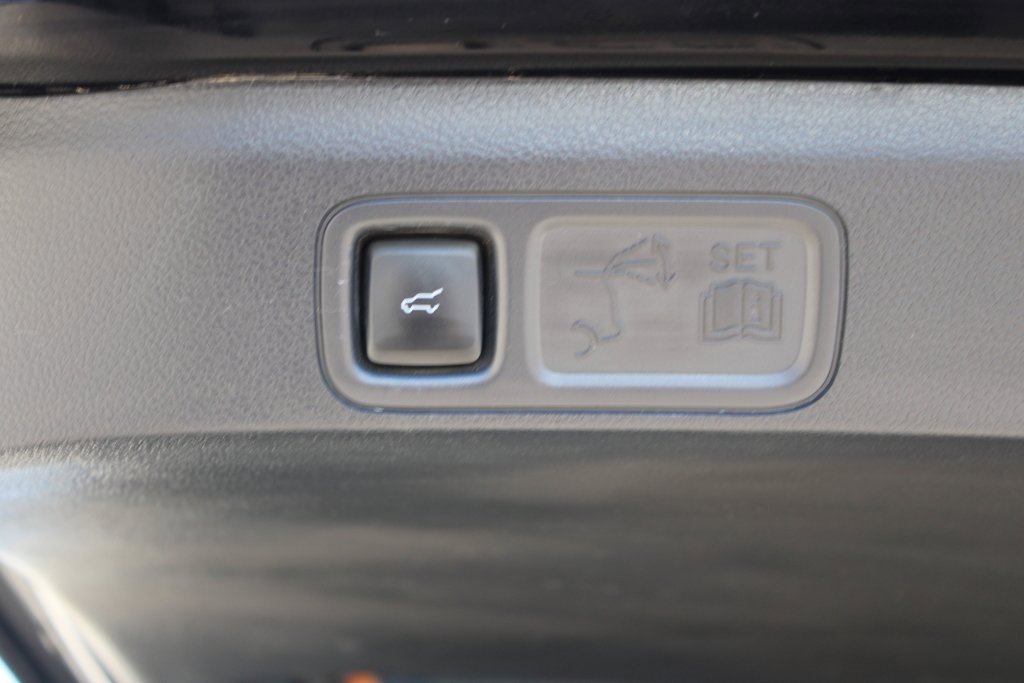 Used 2024 Ford Expedition Limited image 38