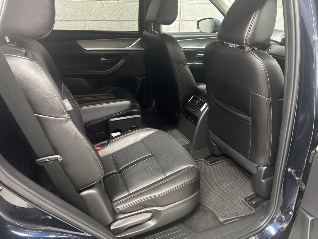 Used 2024 MAZDA CX-90 Plug-In Hybrid w/ Premium Pkg AWD/4WD image 10