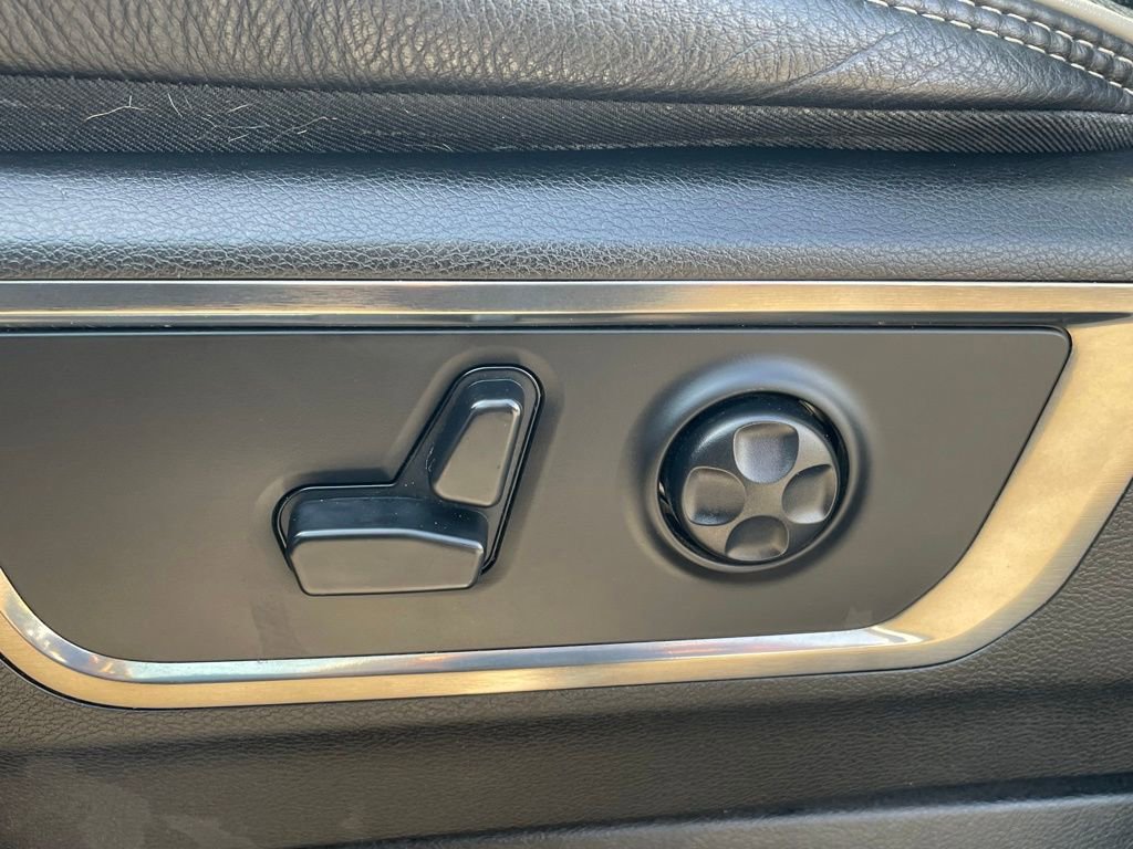 Used 2019 RAM 1500 Limited image 26