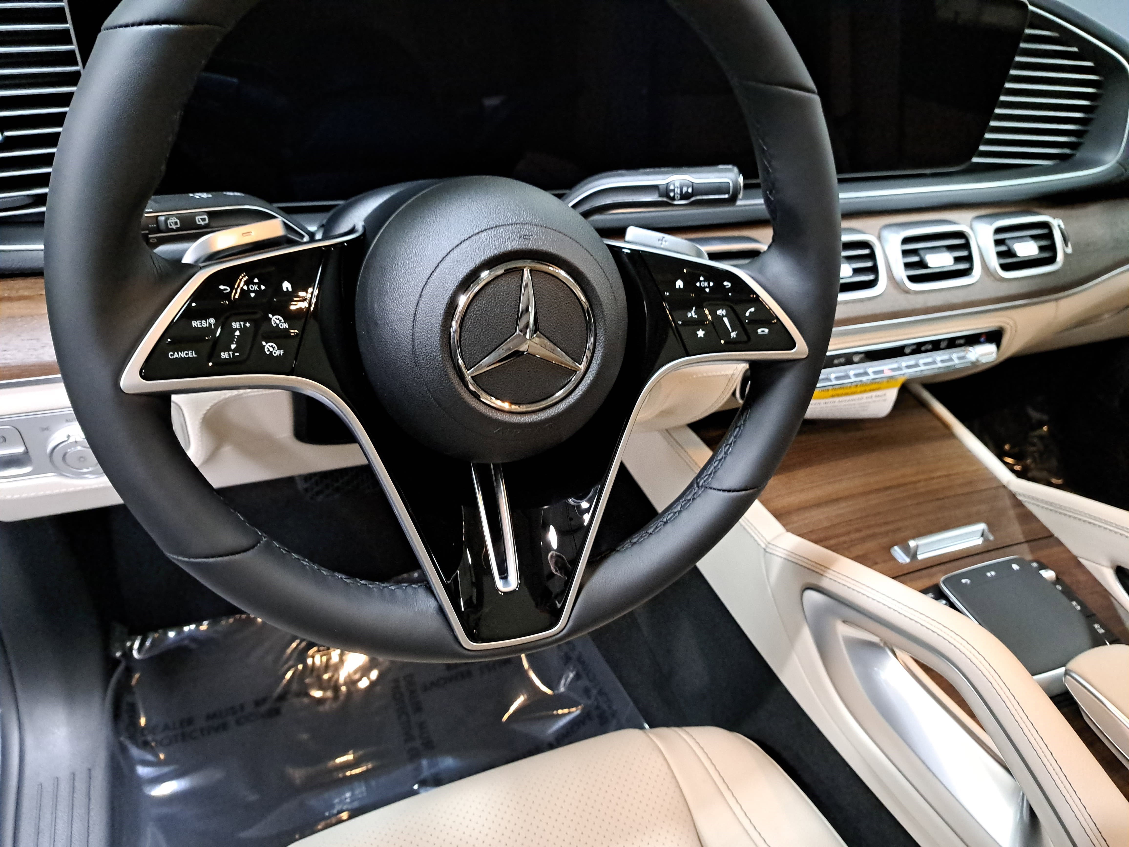 New 2026 Mercedes-Benz GLE 450 4MATIC image 17