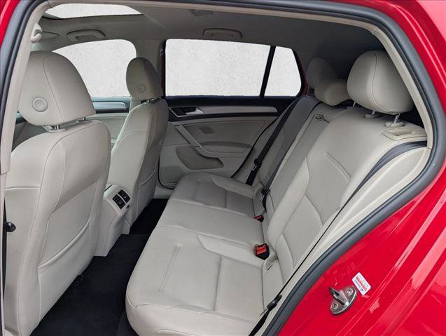Used 2017 Volkswagen Golf Wolfsburg Edition image 15