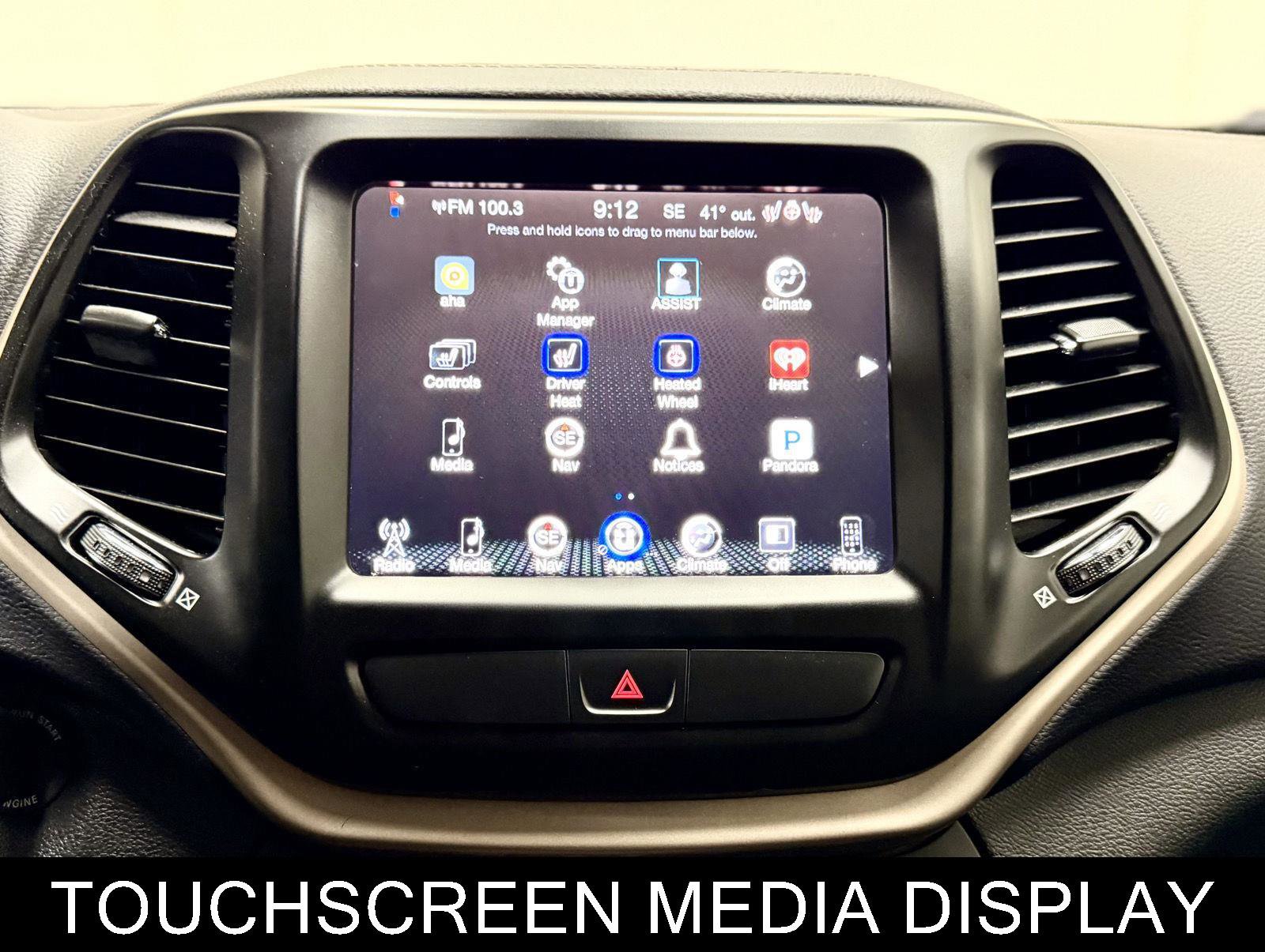 Used 2017 Jeep Cherokee Latitude w/ Cold Weather Group image 24