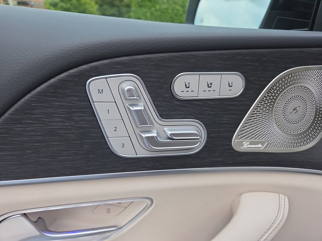 New 2026 Mercedes-Benz GLS 450 4MATIC image 11