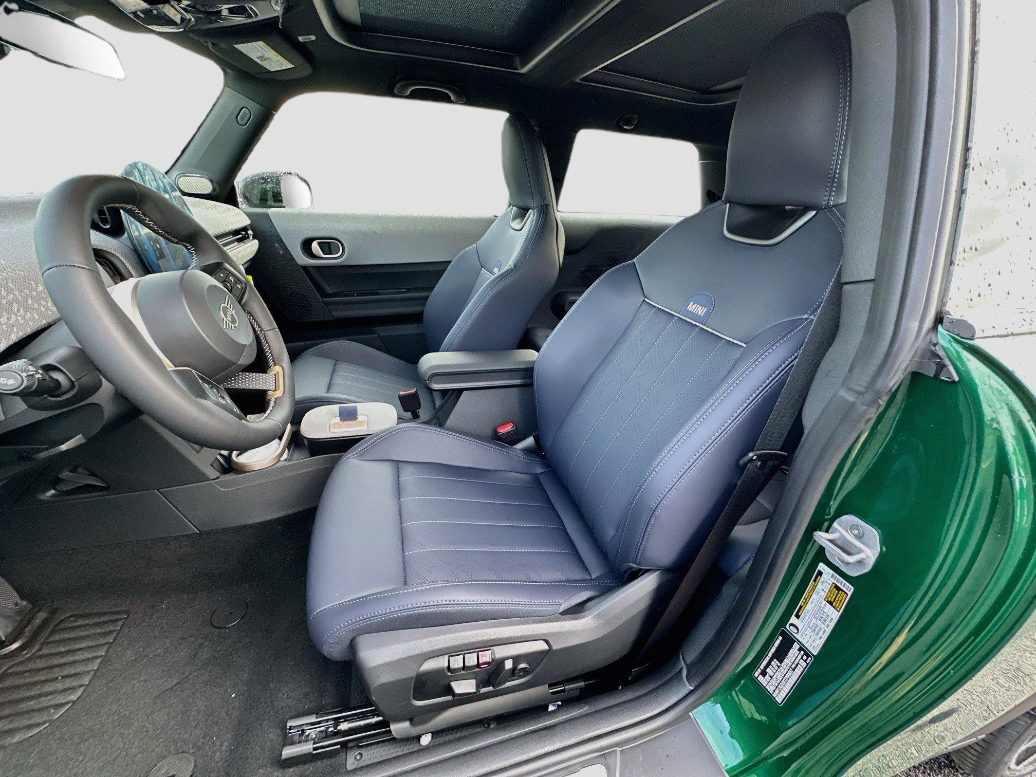 New 2026 MINI Cooper 2-Door Hardtop FWD image 15