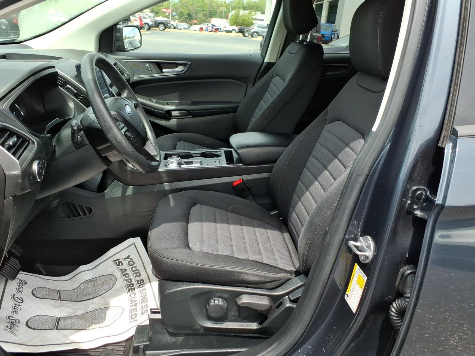 Used 2022 Ford Edge SE w/ Black Appearance Package AWD/4WD image 13