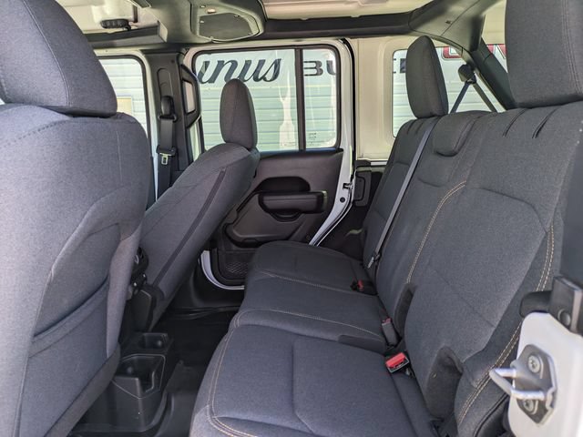 Used 2025 Jeep Wrangler Unlimited Sport AWD/4WD image 14