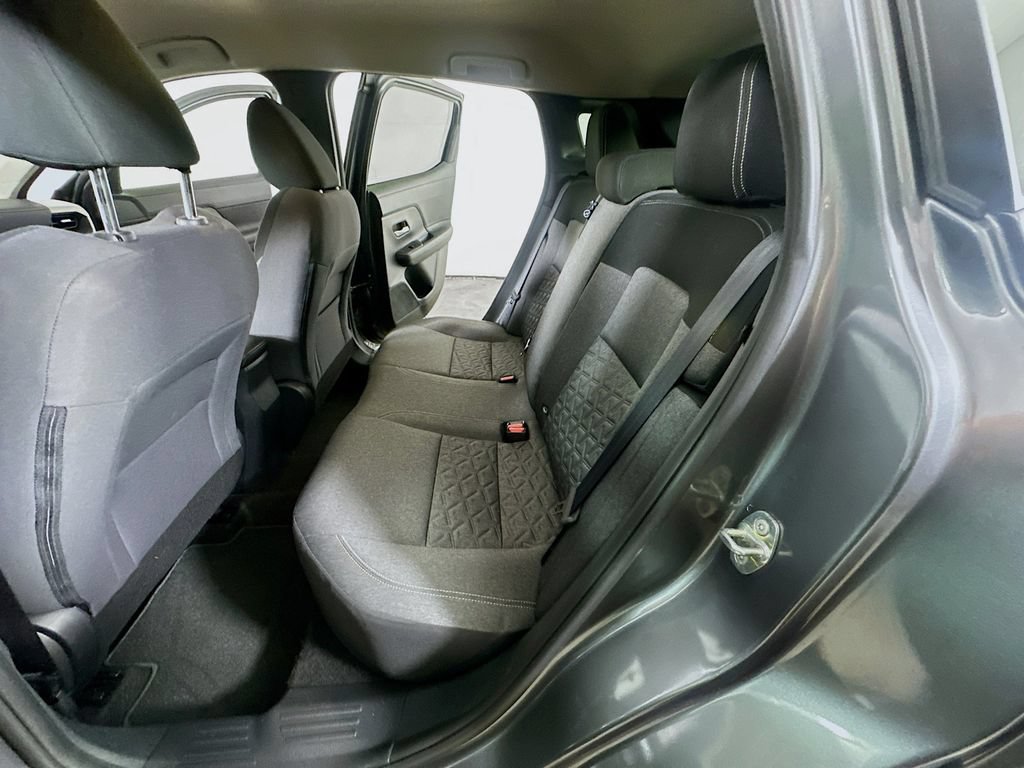 Used 2025 Nissan Kicks SV FWD image 14