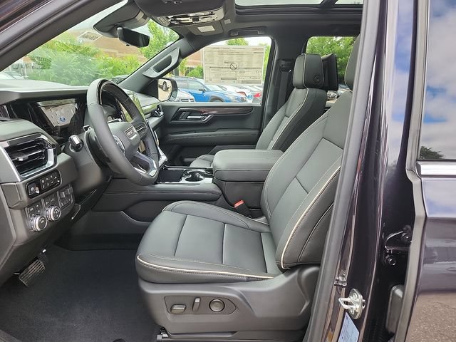 New 2026 GMC Yukon Elevation w/ Elevation Premium Package AWD/4WD image 9