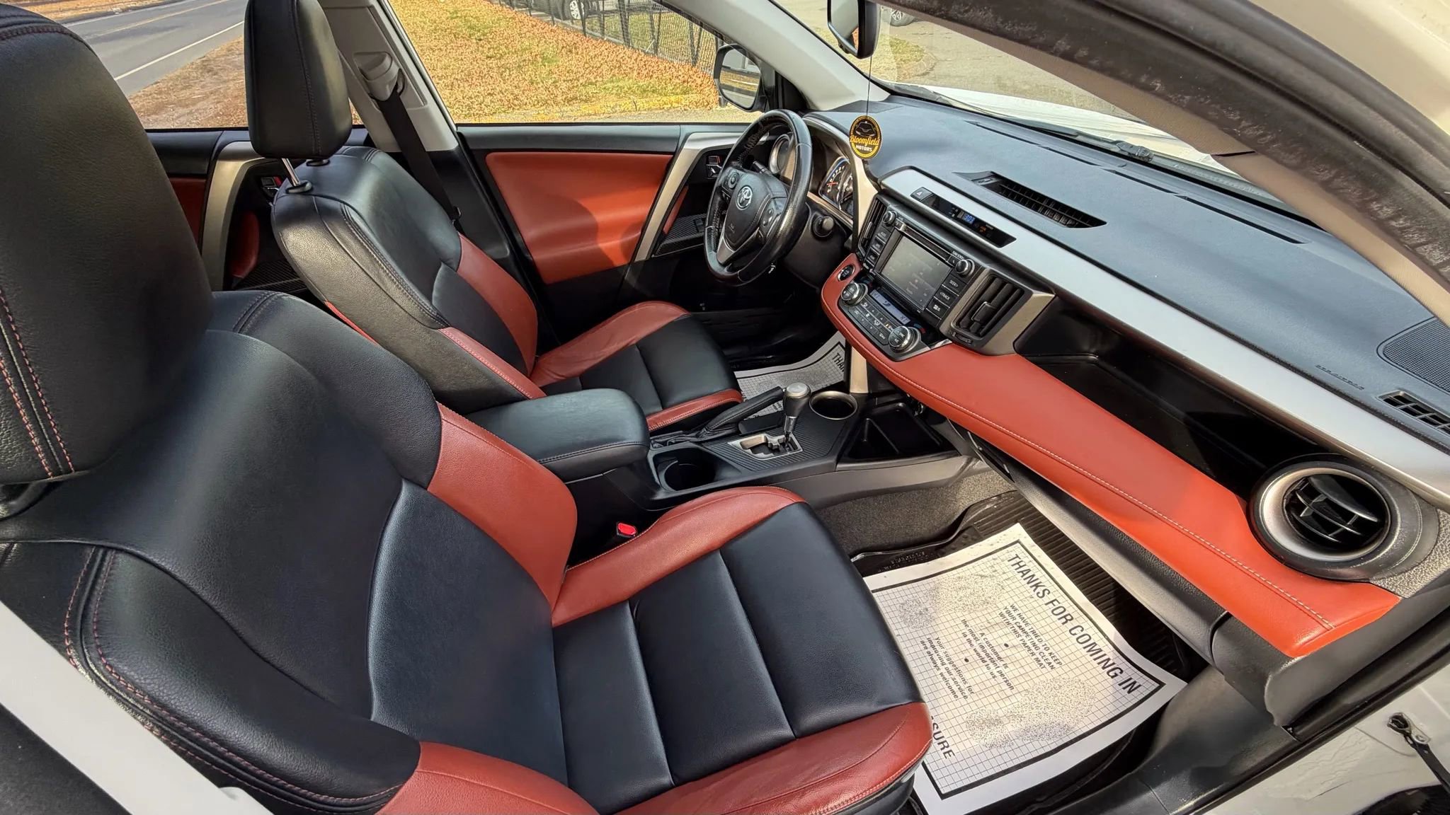 Used 2015 Toyota RAV4 Limited image 13