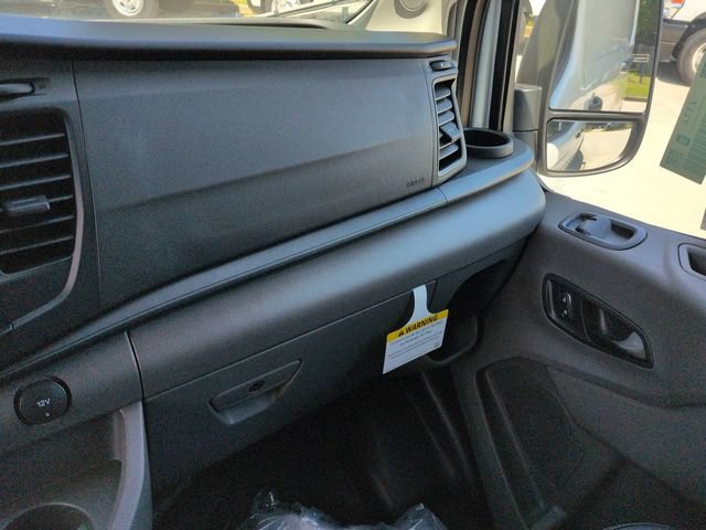 New 2026 Ford Transit 250 148 Medium Roof w/ Load Area Protection Package RWD image 16