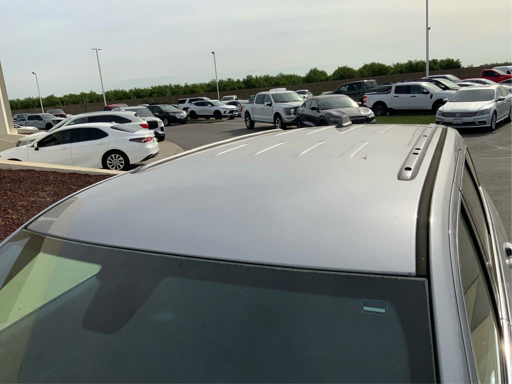 Used 2017 Jeep Grand Cherokee Laredo image 11