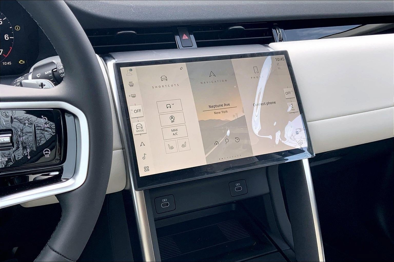 New 2025 Land Rover Discovery Sport S image 6