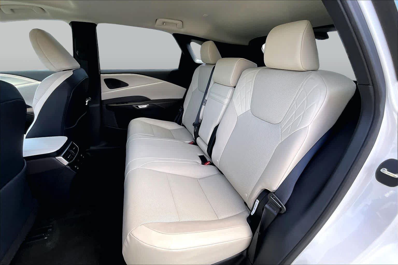 Used 2023 Lexus RX 350 Premium FWD image 18