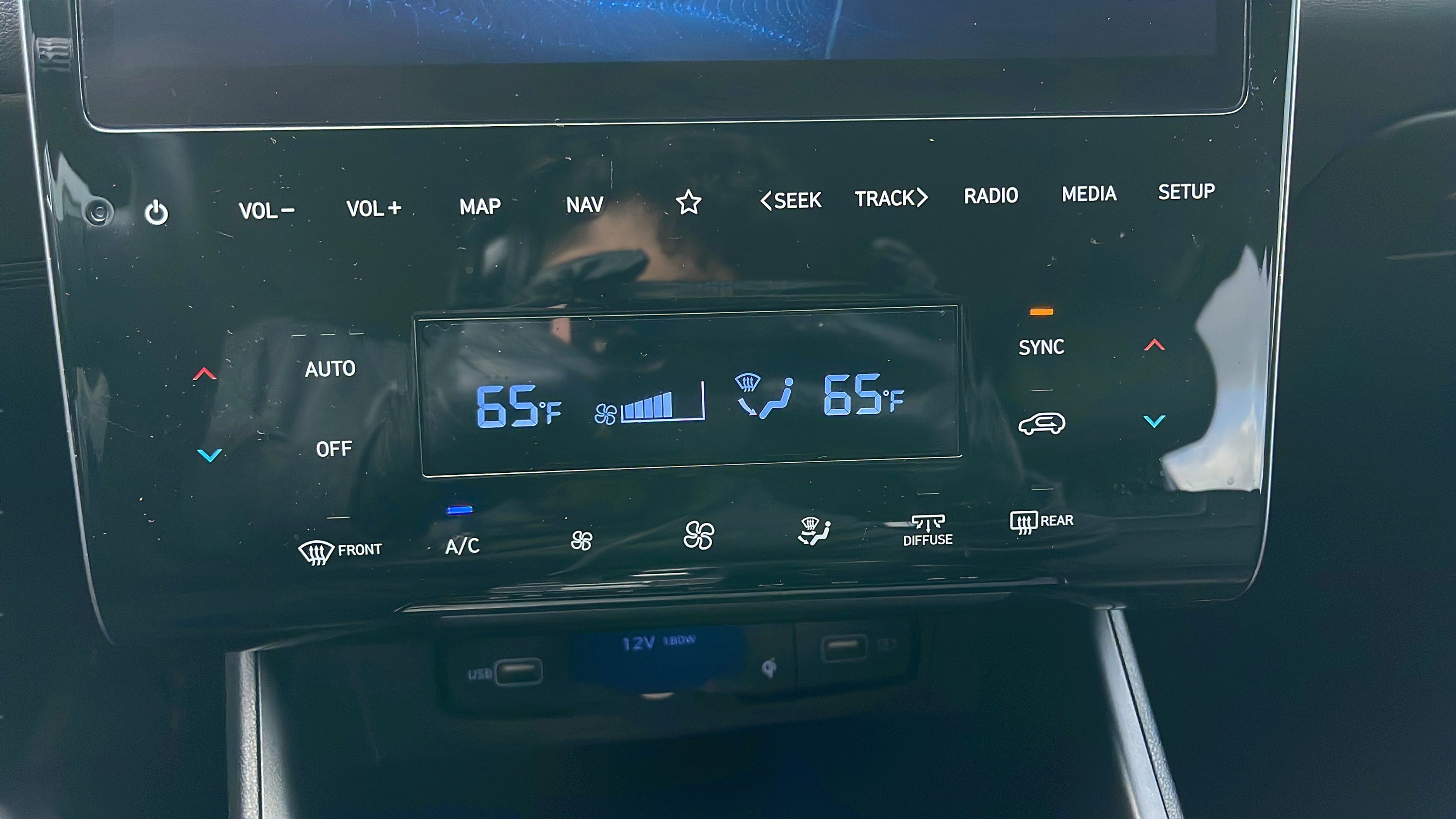 Used 2022 Hyundai Tucson Limited w/ Cargo Package image 18