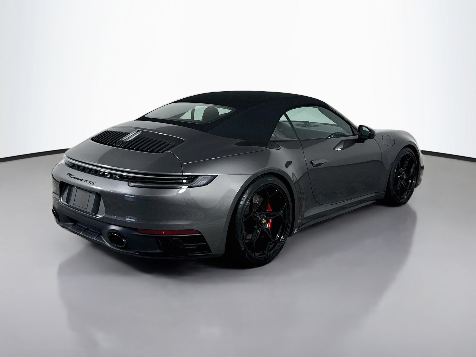 Certified 2024 Porsche 911 Carrera GTS RWD image 9