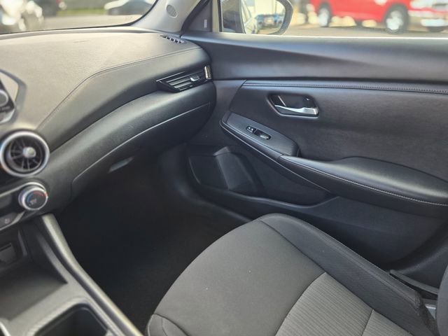 Used 2024 Nissan Sentra SV FWD image 30