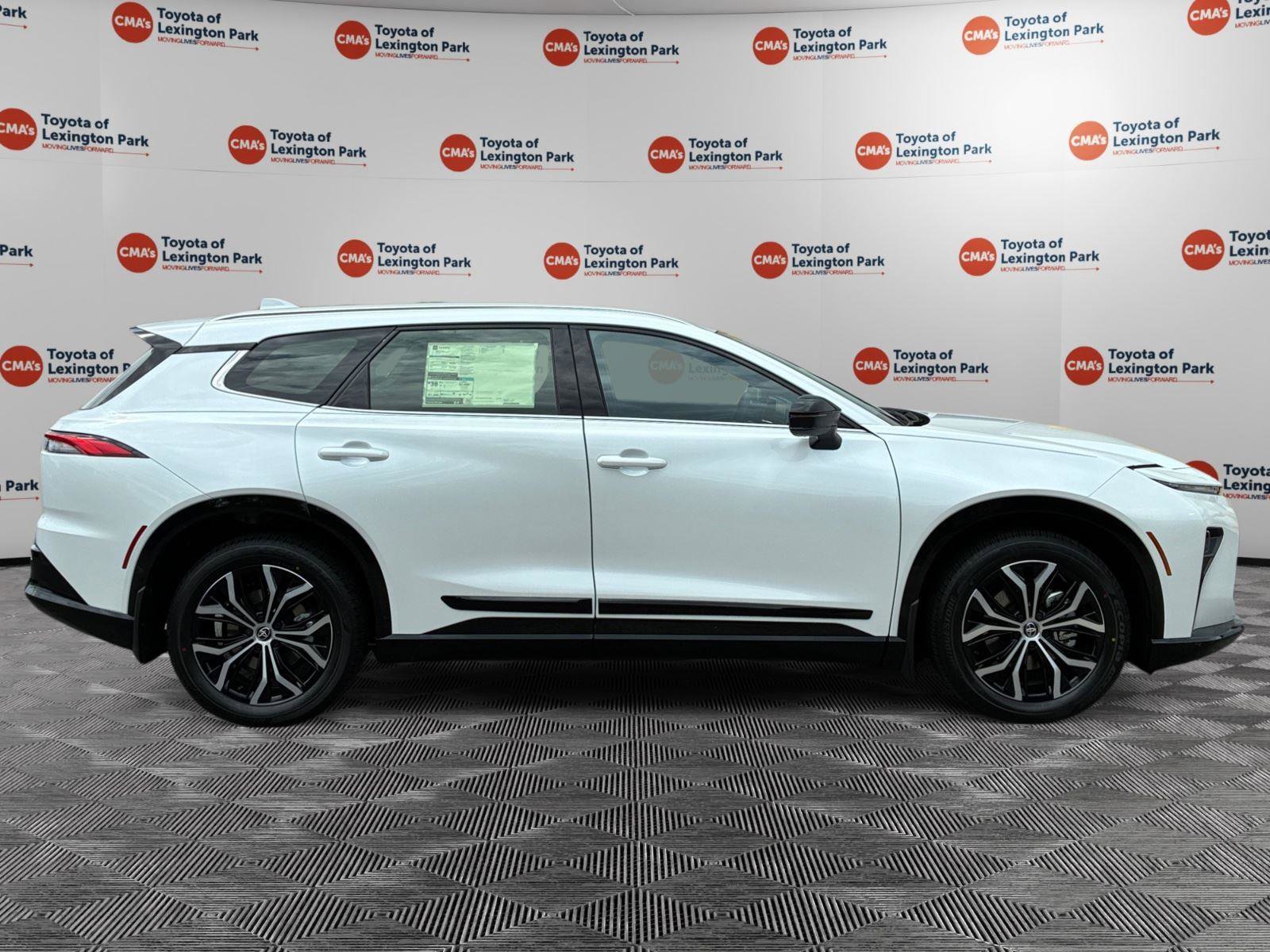 New 2026 Toyota Crown Signia AWD/4WD image 8