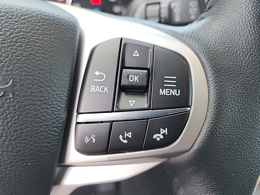 Used 2024 Ford Explorer XLT AWD/4WD image 15