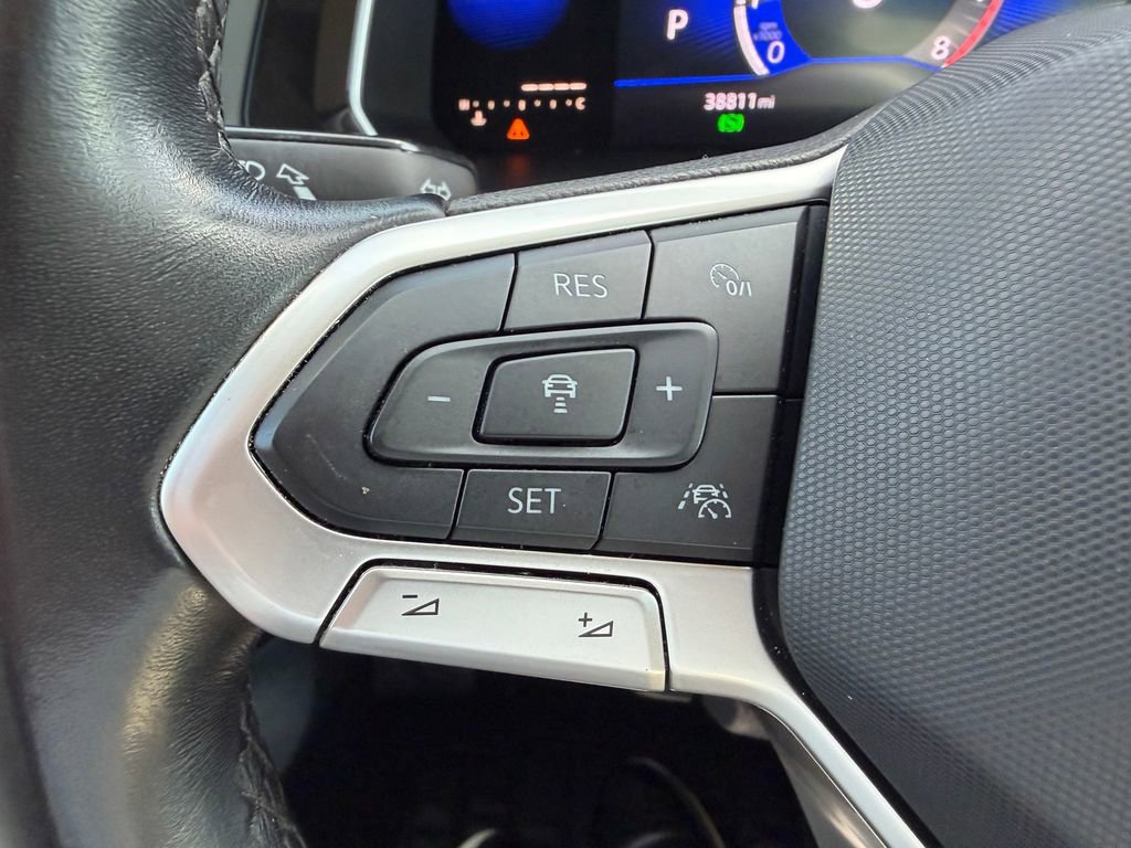 Used 2022 Volkswagen Jetta SE image 23