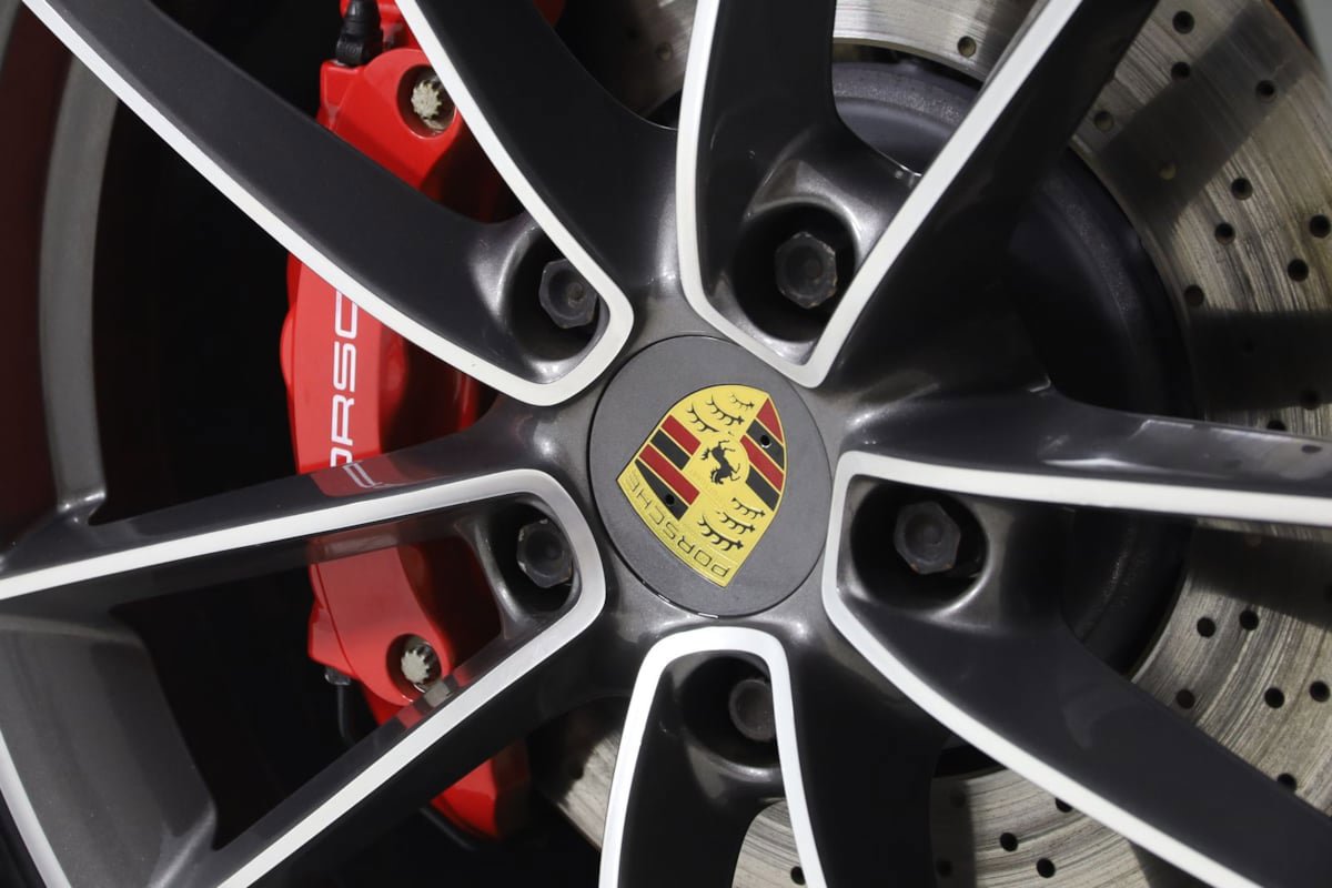 Used 2021 Porsche 911 Carrera S w/ Sport Package RWD image 20