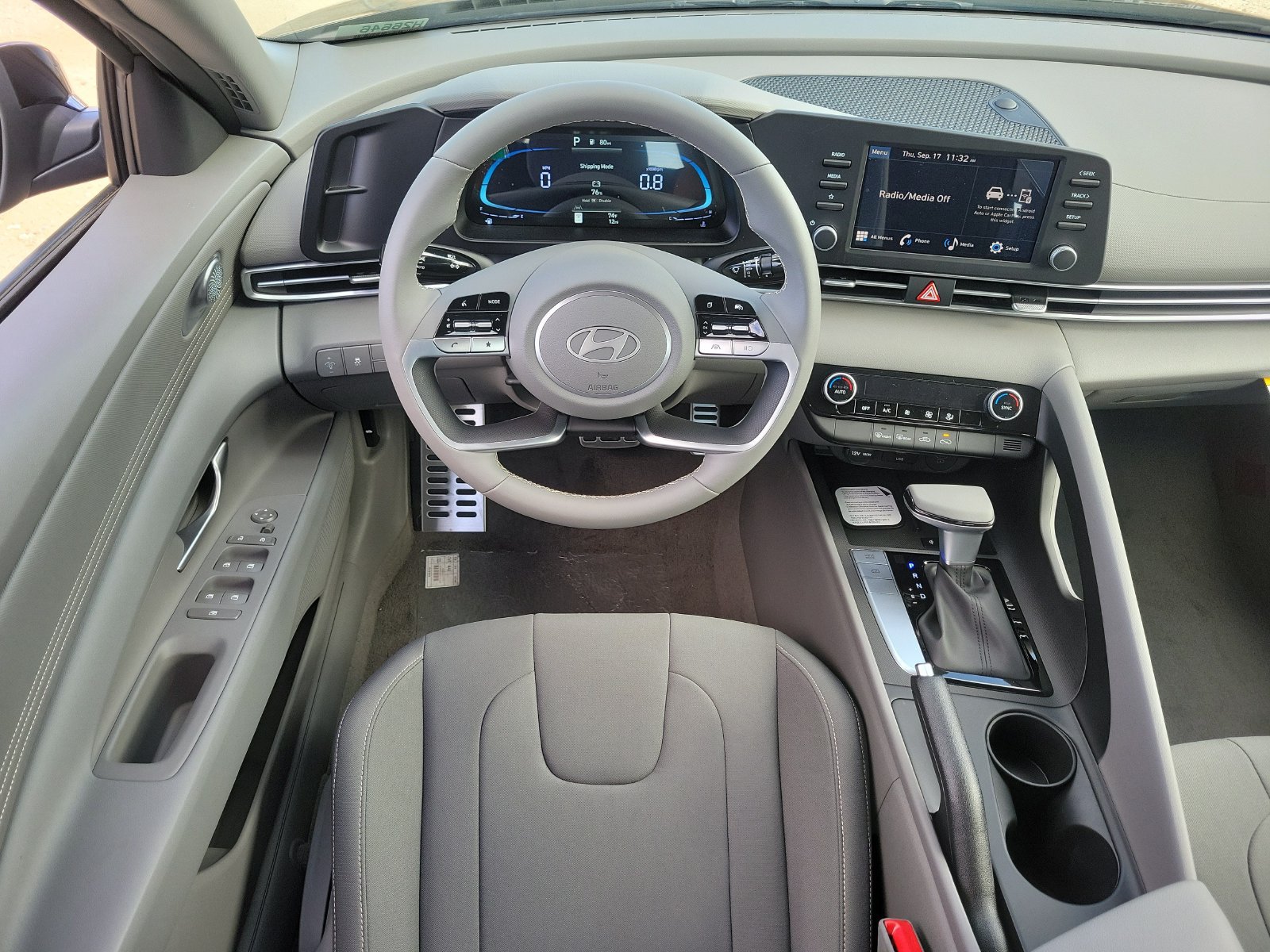 New 2026 Hyundai Elantra Sport FWD image 7