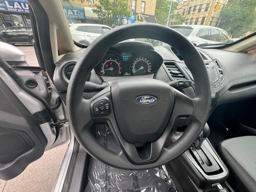 Used 2017 Ford Fiesta S image 10