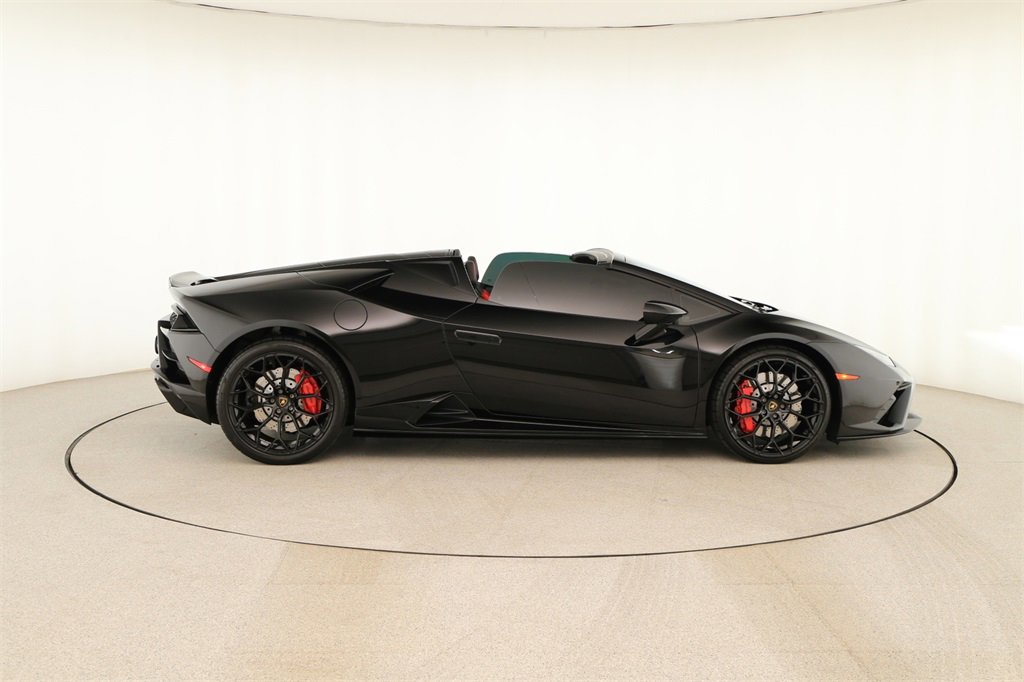 Used 2022 Lamborghini Huracan EVO image 8