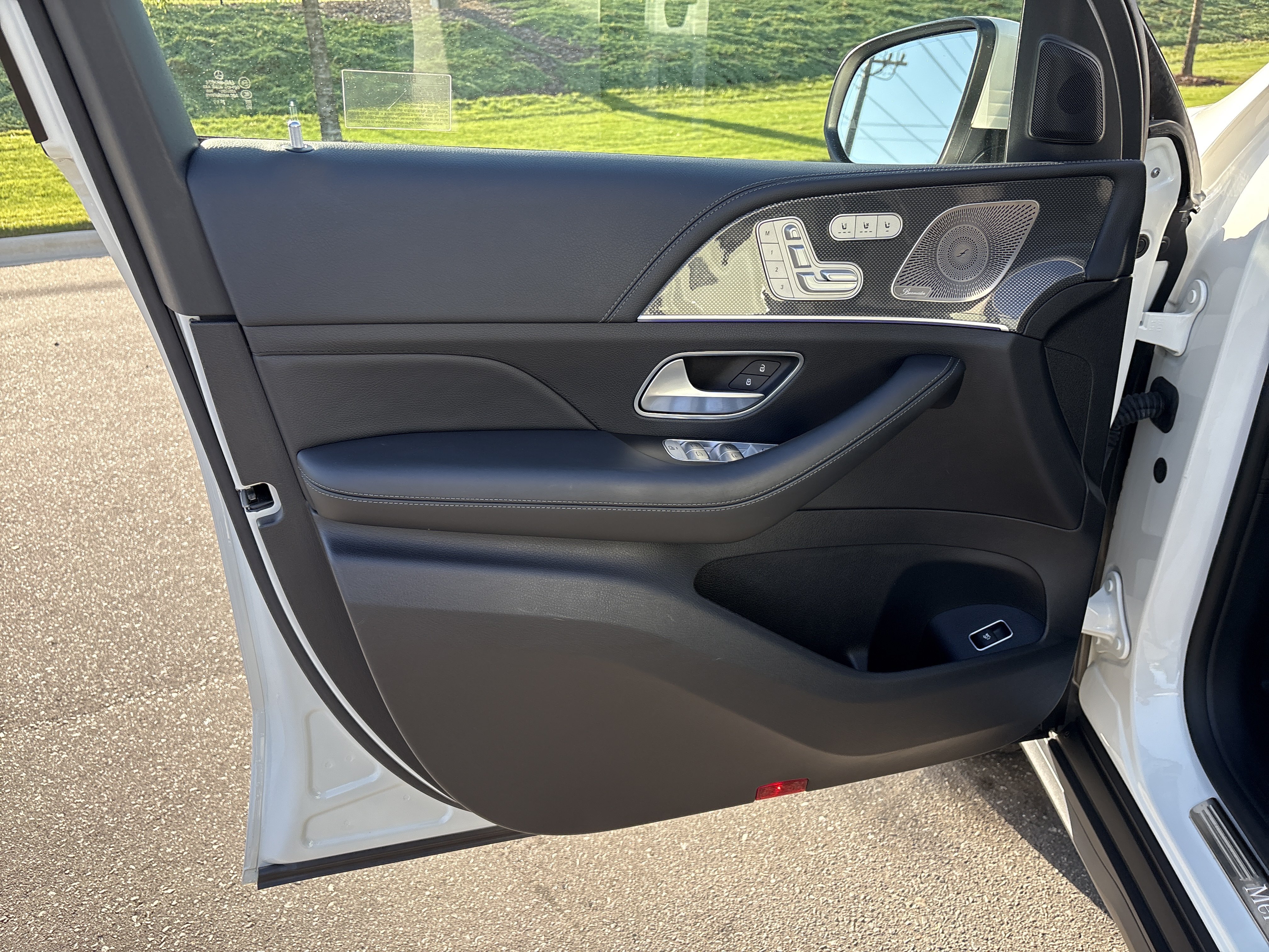 Used 2022 Mercedes-Benz GLS 450 4MATIC image 15