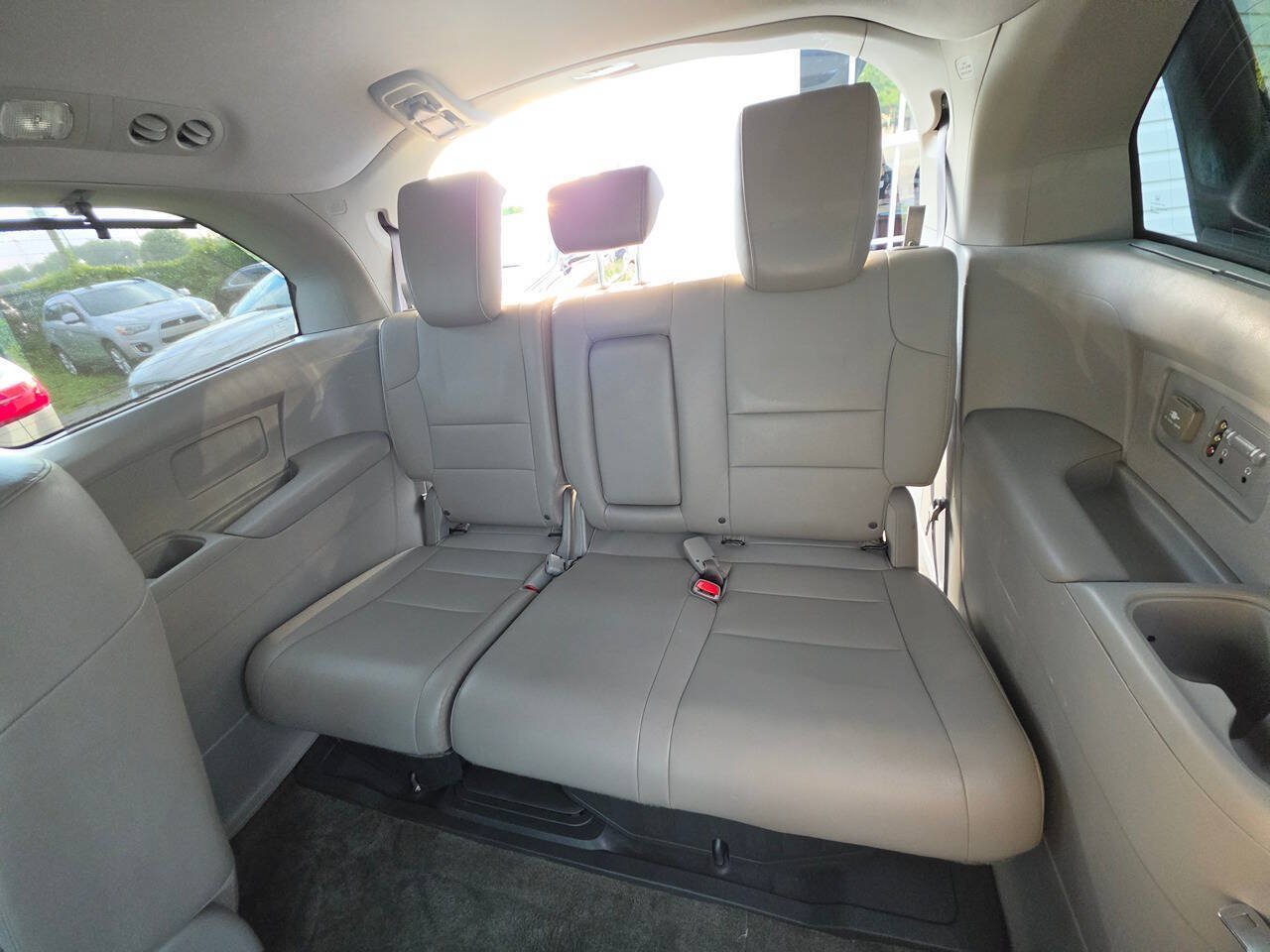 Used 2012 Honda Odyssey Touring Elite image 14