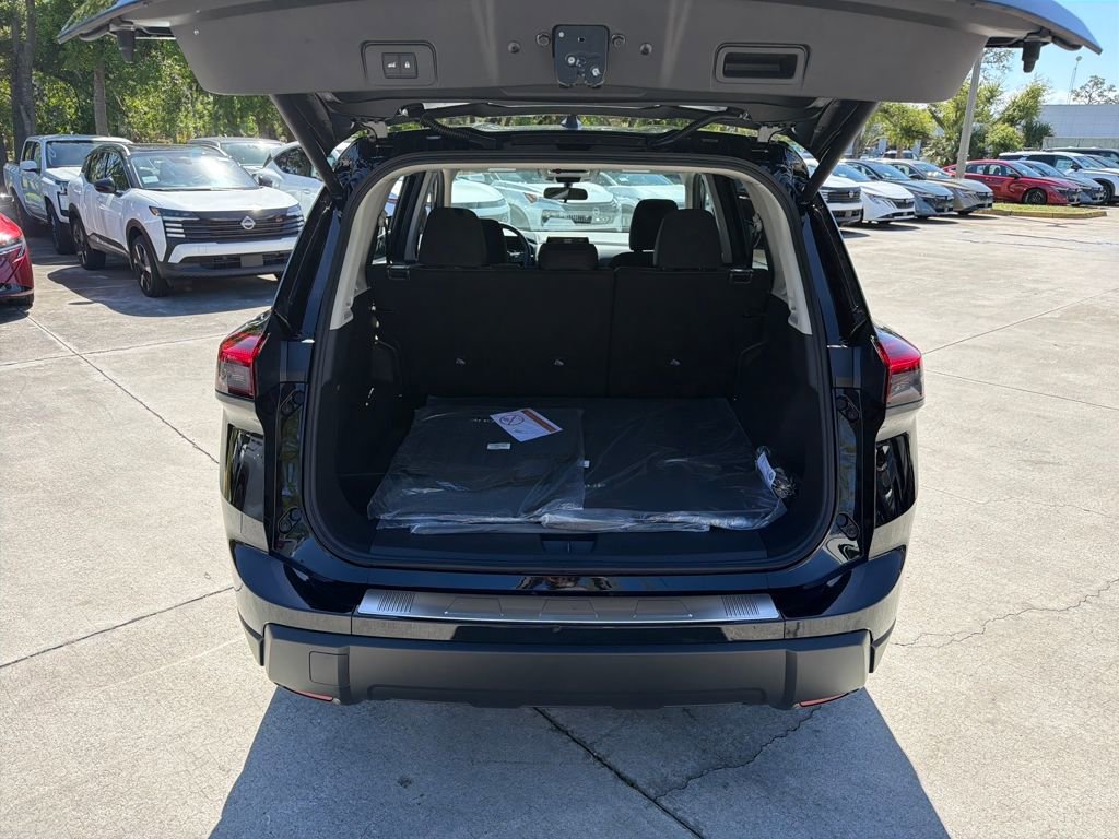 New 2026 Nissan Rogue SV image 30