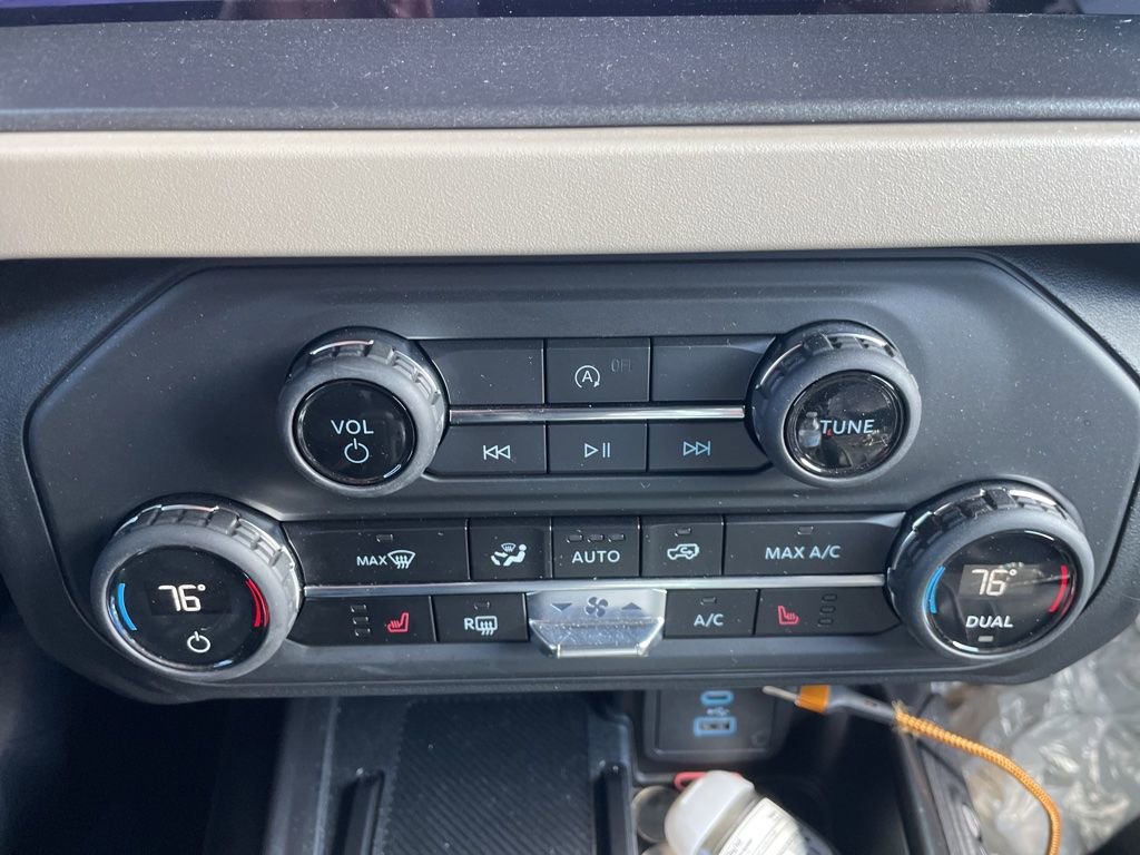 Used 2025 Ford Bronco Big Bend image 20