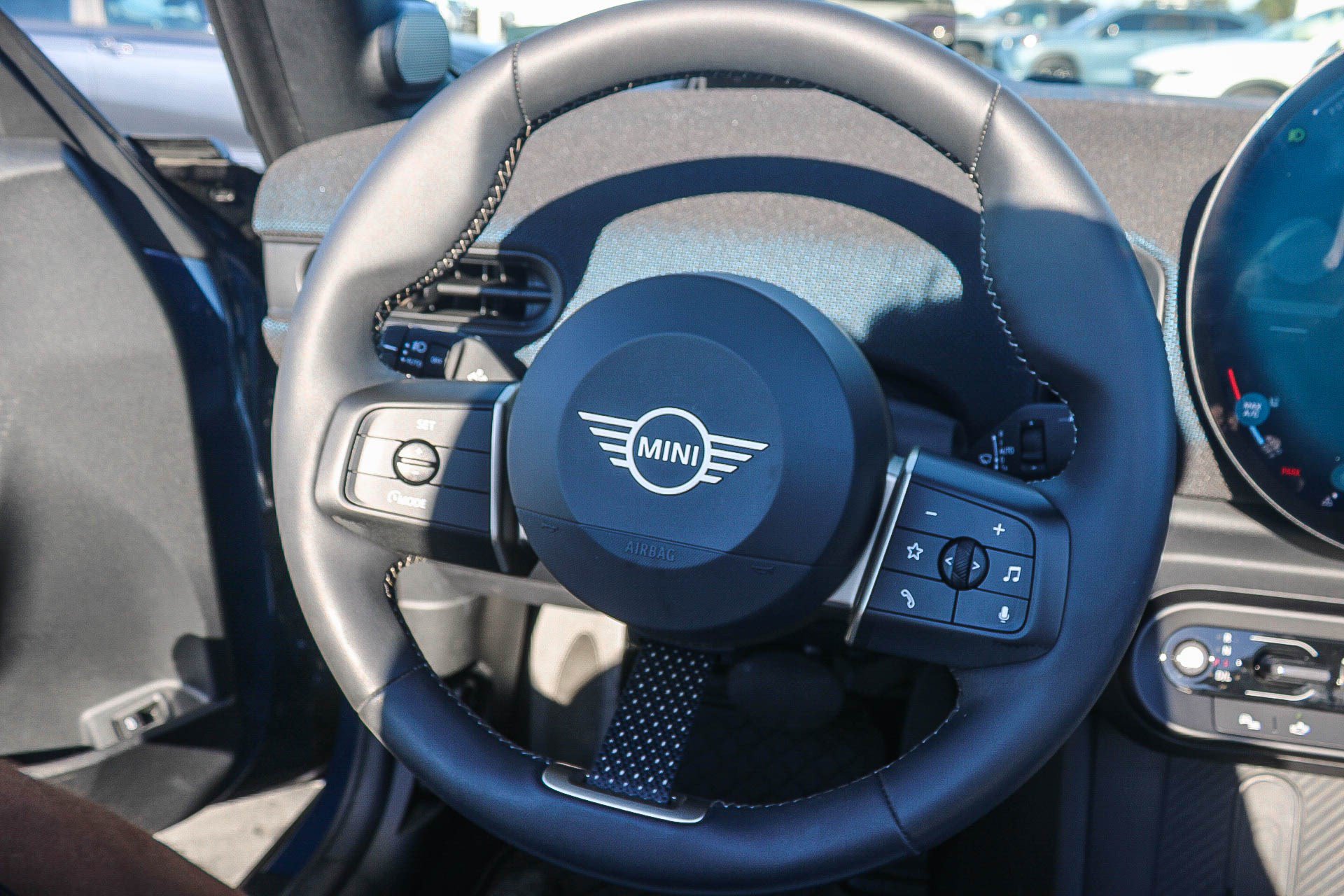 Used 2025 MINI Cooper S FWD image 23