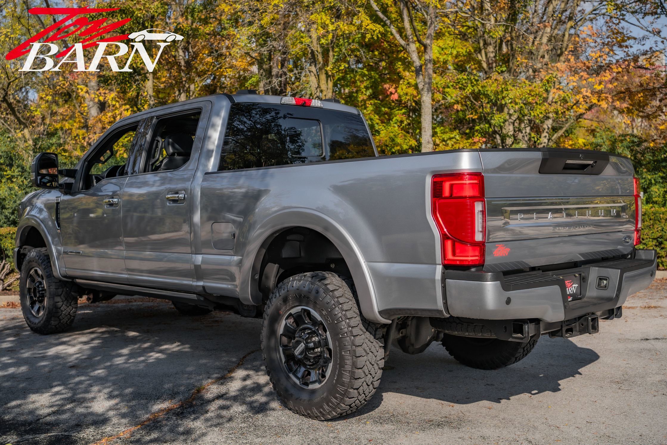 Used 2022 Ford F350 Platinum image 3