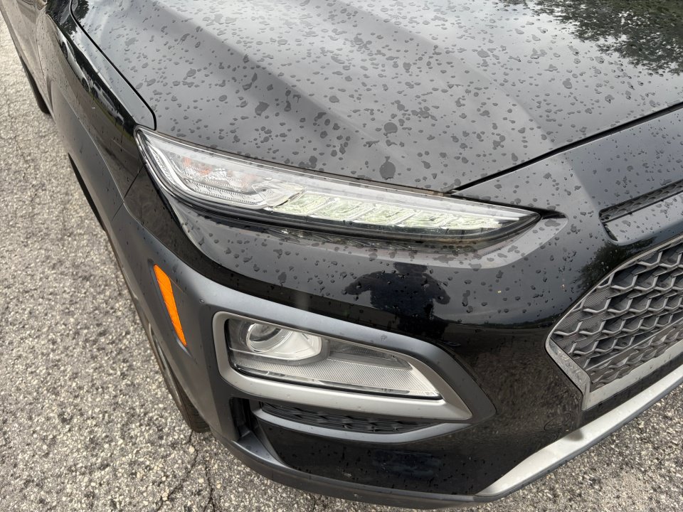 Used 2021 Hyundai Kona Limited FWD image 28